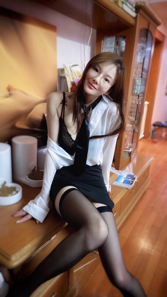 老婆兴奋的呻吟